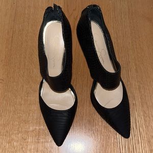 Jessica Simpson, 8, Black, Snakeskin pump